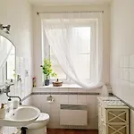 Middletown No 1, Self Check-in 24 H Apartmán *